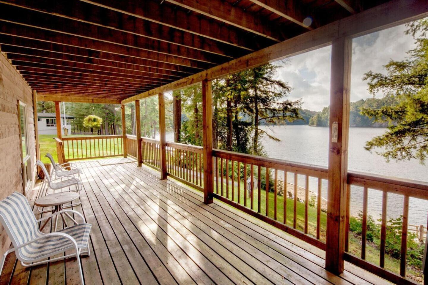 Sunny Point Resort Otter Lake Εξωτερικό φωτογραφία