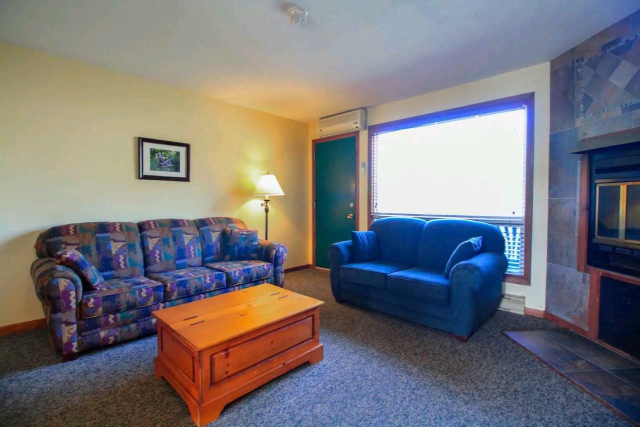 Sunny Point Resort Otter Lake Εξωτερικό φωτογραφία
